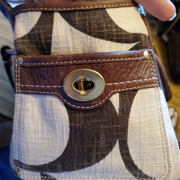 Vintage retired Coach large hand bag and matching wallet. - Picture 2 of 8